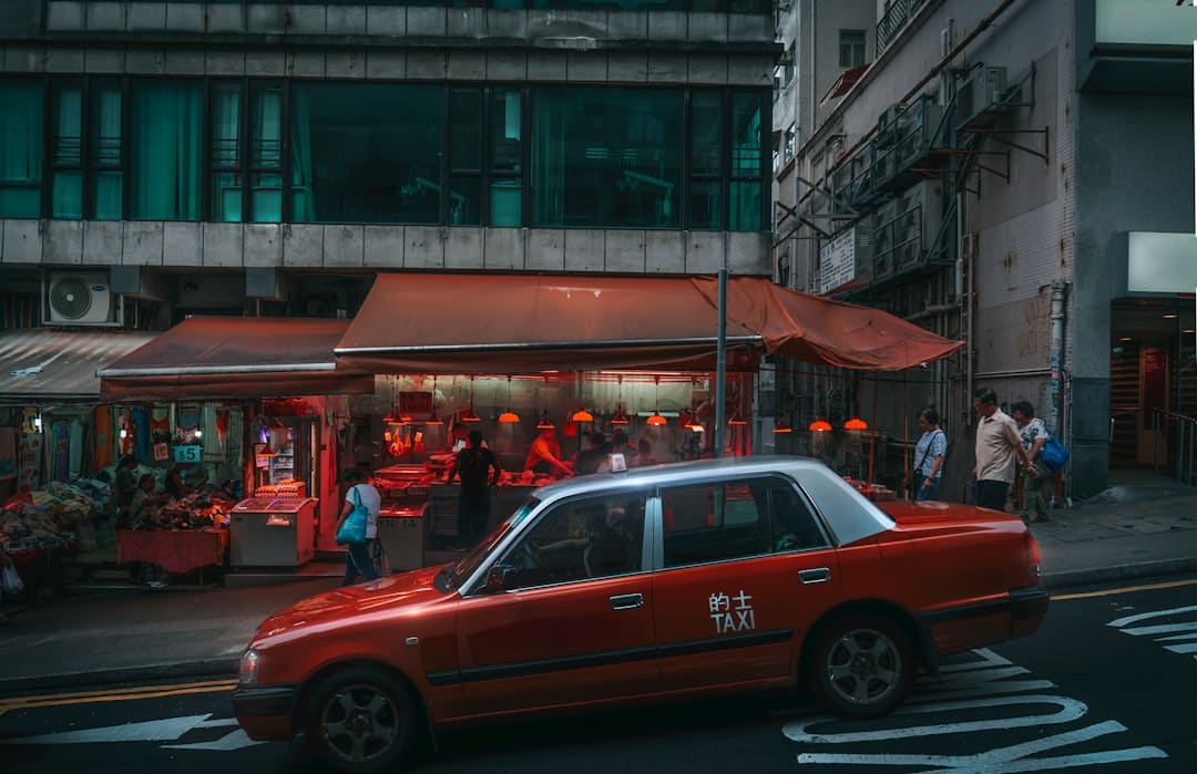 《与晋长安》三个身份是什么?